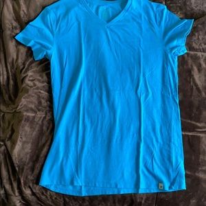 Teal American Eagle v-neck